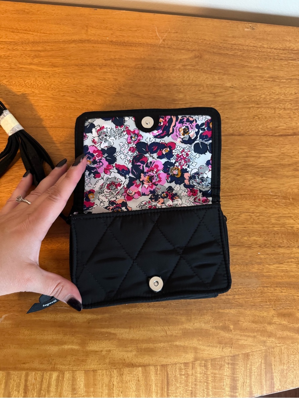 Vera Bradley Black Quilted Crossbody Wallet with Adjustable Strap - Picture 3 of 6